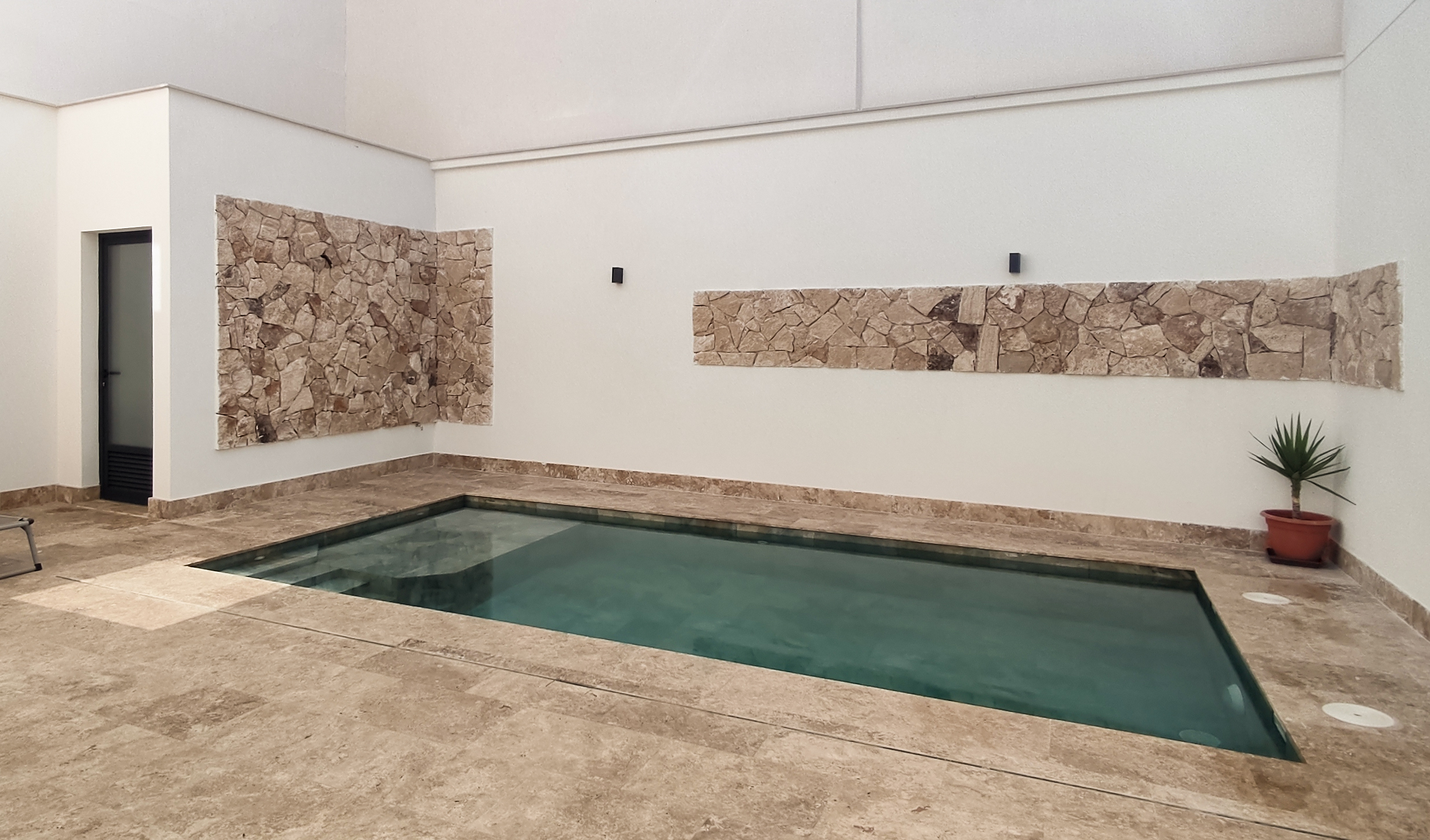 PISCINAS